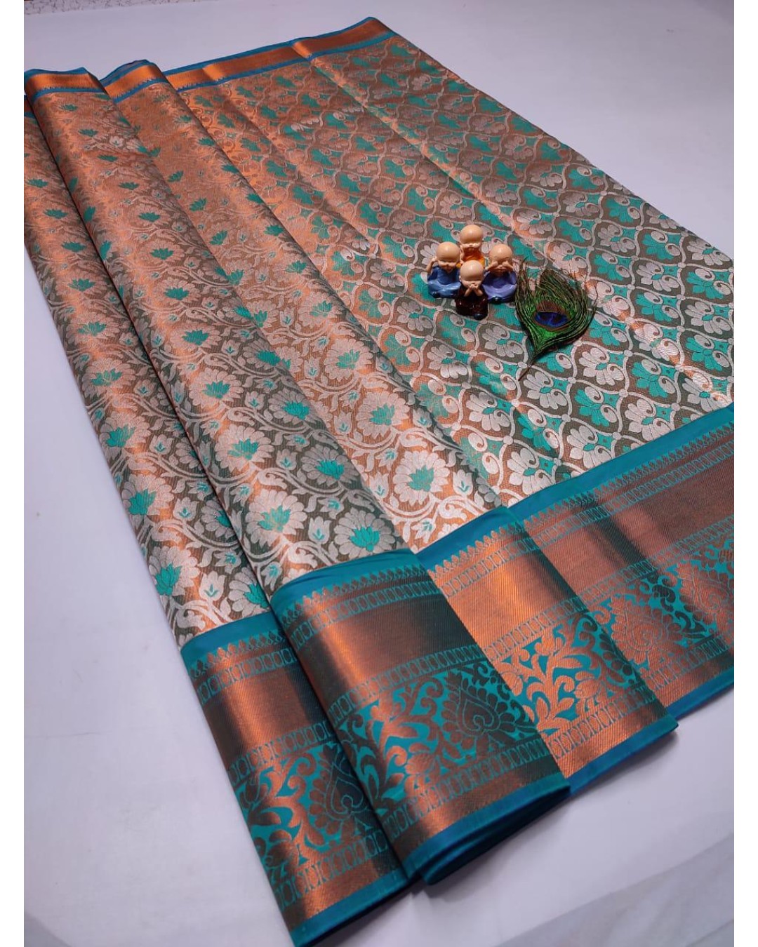 Grand Wedding Tissue Silk Saree Grand Wedding Tissue Silk Saree
