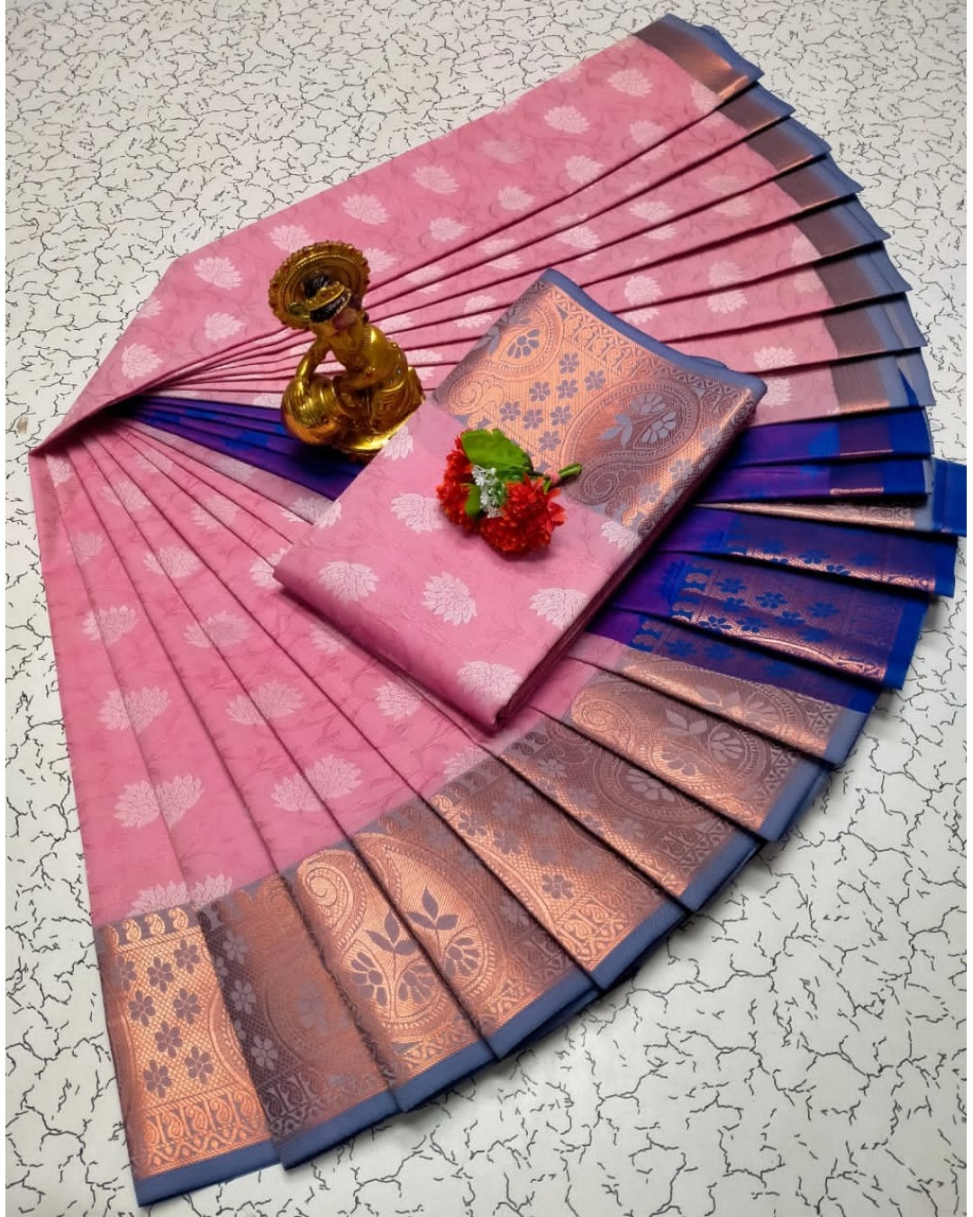 3D Embossed Saree 3D Embossed Saree